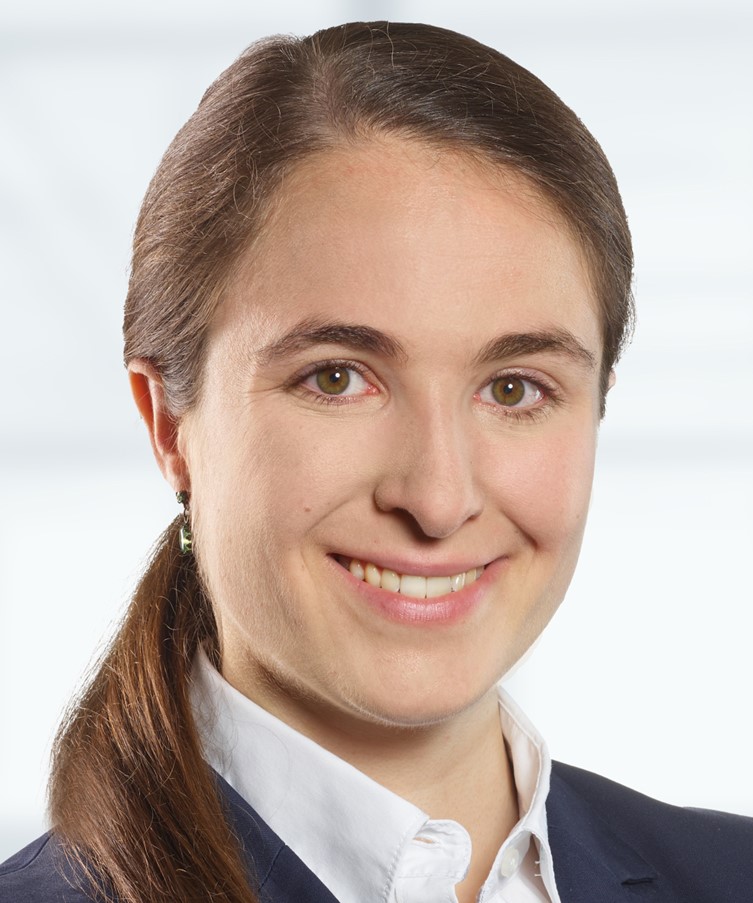 Dr. Sarah Fischer